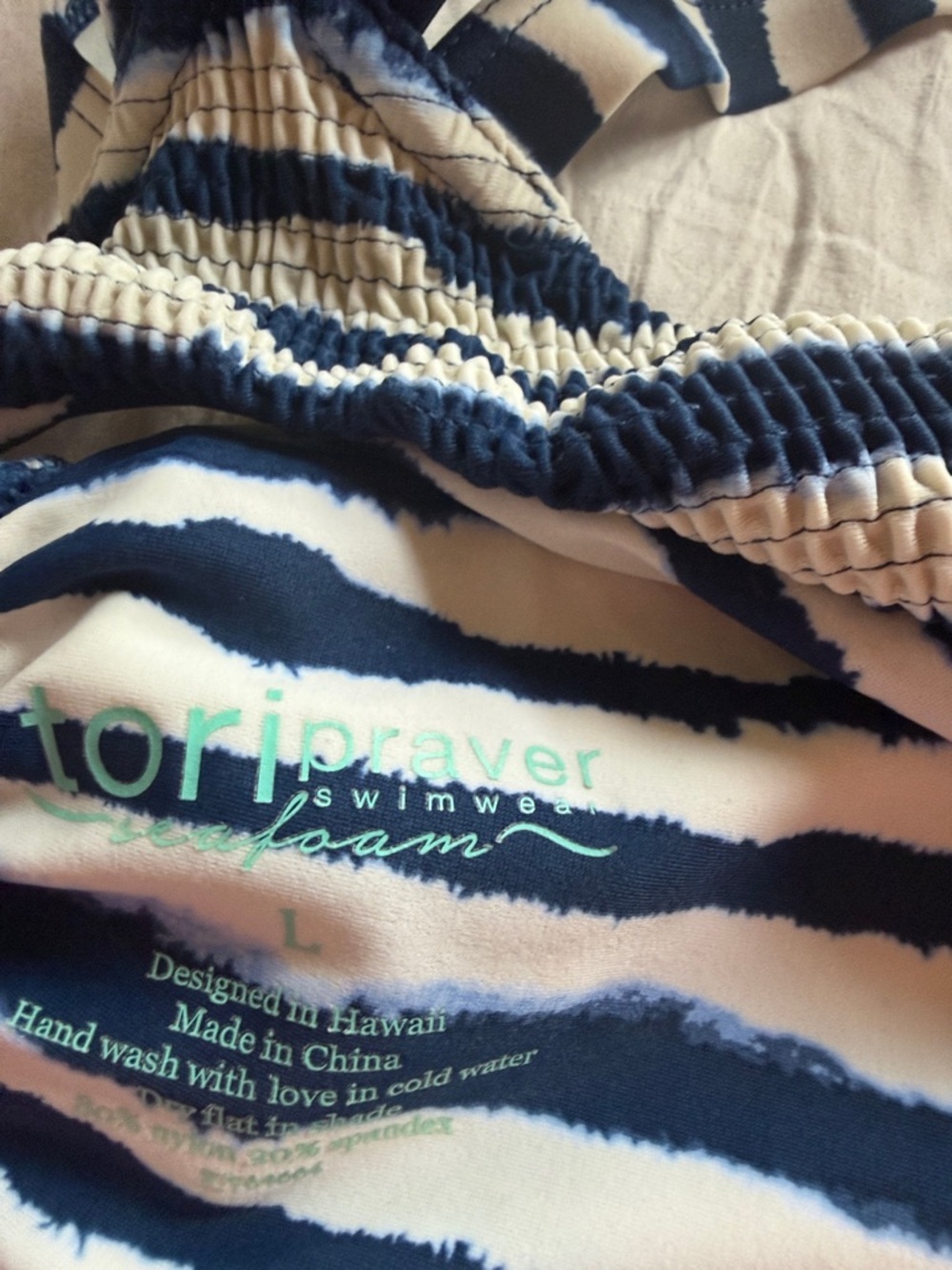 Tori Praver Swimsuit Bikini Top Striped High Neck Smocked Tie Dye Size Large - Picture 4 of 4
